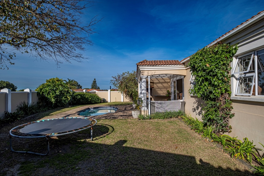 4 Bedroom Property for Sale in Lovemore Park Eastern Cape